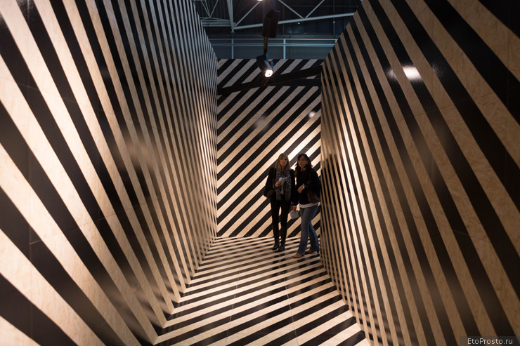 Стенд фабрики Vives на выставке Cevisama 2016